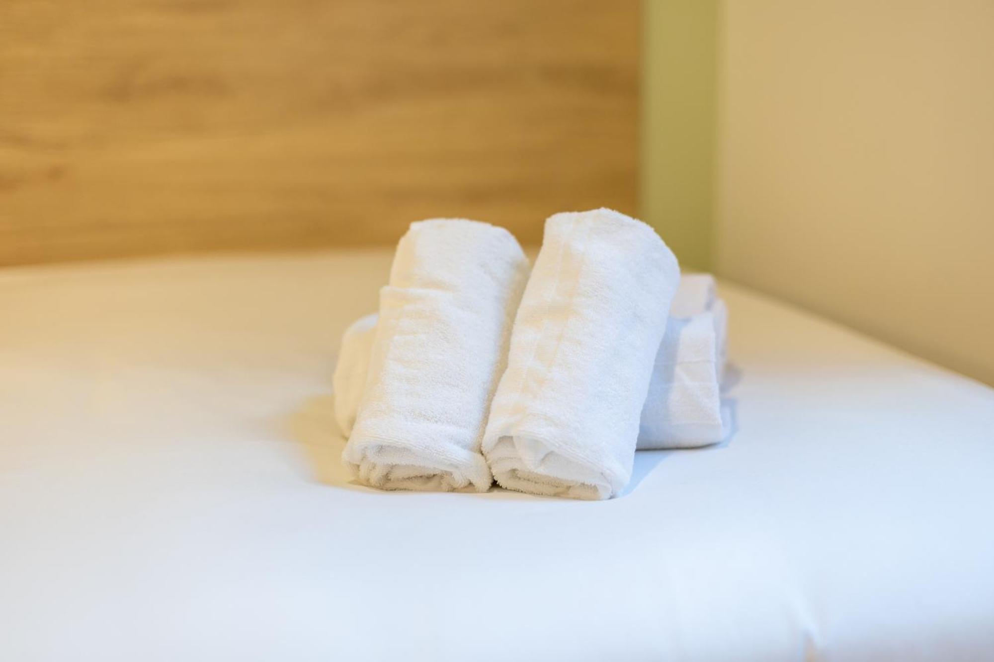 Hotel Nido Malvarrosa バレンシア 部屋 写真