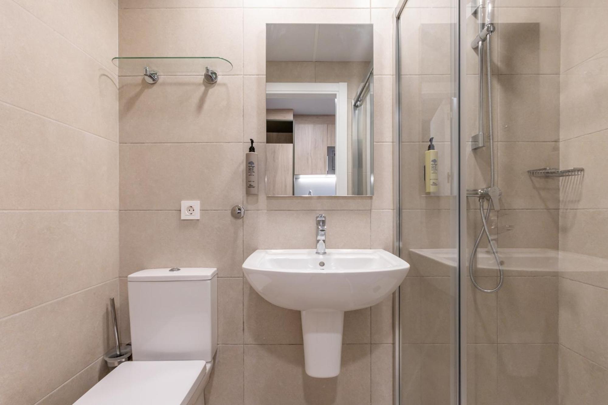 Hotel Nido Malvarrosa バレンシア 部屋 写真