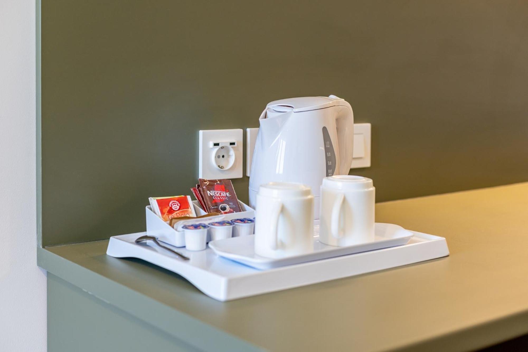 Hotel Nido Malvarrosa バレンシア 部屋 写真